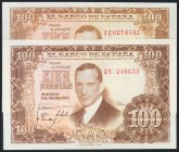 Conjunto de 2 billetes de 100 Pesetas emitidos el 7 de Abril de 1953 con tonalidades diferentes (castaño claro y castaño oscuro) y con las series 1E y...