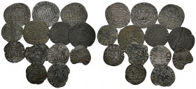 EPOCA MEDIEVAL. Lote compuesto por 13 monedas. Conteniendo: Alfonso X. Dinero de seis líneas. Coruña venera antigua; Sancho IV. Cornado. Coruña; Alfon...