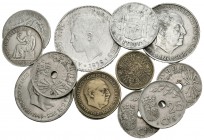 ESPAÑA. Lote compuesto por 14 monedas,de los períodos de Alfonso XII, Alfonso XIII, República Española y Estado español. Incluye varias de plata y alg...