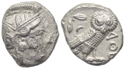 Attika. Athen. Gegengestempelte Prägungen.

 Tetradrachme (Silber). Ca. 286 - 267 v. Chr.
Vs: Kopf der Athena mit Profilauge mit ölzweiggeschmückte...