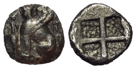 Inseln vor Ionien. Chios.

 Hemidrachme (Silber). Ca. 435 - 425 v. Chr.
Vs: Sphinx nach links sitzend; im Feld links Weintraube über Amphora und re...
