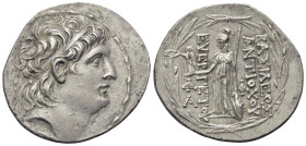 Seleukidisches Königreich. Antiochos VII. Euergetes (138 - 129 v. Chr.).

 Tetradrachme (Silber). Ca. 138 - 129 v. Chr. Antiochia am Orontes.
Vs: K...