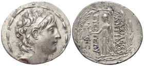 Seleukidisches Königreich. Antiochos VII. Euergetes (138 - 129 v. Chr.).

 Tetradrachme (Silber). Ca. 138 - 129 v. Chr. Antiochia am Orontes.
Vs: K...
