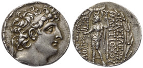 Seleukidisches Königreich. Antiochos VIII. Epiphanes (121 - 96 v. Chr.).

 Tetradrachme (Silber). 112 - 110 v. Chr. Antiocheia am Orontes.
Vs: Kopf...