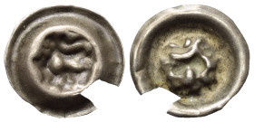 Hessen. Landgrafschaft. Ludwig I. der Friedfertige (1413 - 1458).

 Hohlpfennig (Silber). 1414 - 1425. Kassel.
Vs.: Gekrönter Löwe nach links steig...