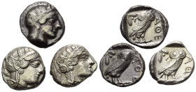 Griechische Münzen - Lots.


Athen (Attika).

Lot (3 Stück, Silber): Tetradrachmen; 5. Jhdt. v. Chr.

Sehr schön - fast sehr schön.

Verkauft...