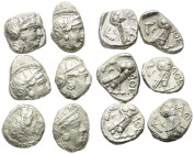 Griechische Münzen - Lots.


Athen (Attika).

Lot (6 Stück, Silber): Tetradrachmen; 4. - 3. Jhdt. v. Chr.

Sehr schön - fast sehr schön.

Ver...