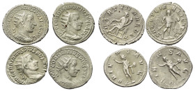 Römische Münzen - Lots. Kaiserzeit.


Lot (4 Stück, Silber): Antoniniane des Gordianus III. (238 - 244 n. Chr.)

Fast vorzüglich - vorzüglich.
...