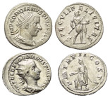 Römische Münzen - Lots. Kaiserzeit.


Lot (2 Stück, Silber): Antoniniane des Gordianus III. (238 - 244 n. Chr.).

Vorzüglich.

Verkauft wie bes...