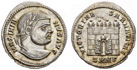  RÖMISCHE MÜNZEN   KAISERZEIT   MAXIMIANUS HERCULIUS, 286-305  Argenteus, Nikomedia , 295. MAXIMIA - NVS AVG Kopf mit L. n.r. Rv. VICTORIAE - SARMATIC...