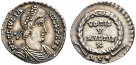  RÖMISCHE MÜNZEN   KAISERZEIT   JULIANUS II., 360-363  Siliqua, Lugdunum . FL CL IVLIA - NVS PP AVG Drap., gep. Büste mit D. n.r. Rv. VOTIS / V / MVLT...