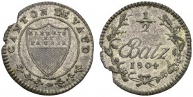  SCHWEIZER MÜNZEN & MEDAILLEN   VAUD, CANTON   1/2 Batzen 1804. Type à l'écussant étroit. HMZ 2­1005a. 1,91 g. Rare variante sans branches de laurier ...