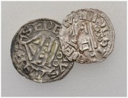  SCHWEIZER MÜNZEN & MEDAILLEN   LAUSANNE, EVECHE   2 x Denier au temple s.d. (12ème - 13ème siècle). Dolivo 5 et 5e; HMZ 1­485F var. TTB ­ Superbe (2)...