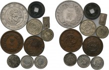 10 Japanese coins.