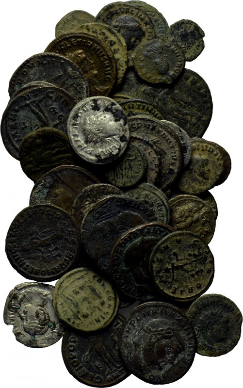 43 Roman coins. 

Obv: .
Rev: .

. 

Condition: See picture.

Weight: g...