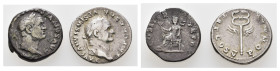 Kleines Lot aus zwei Münzen: (1) Denar des Vespasian, 69-71, Av. Kopf des Vespasian mit Lorbeer, Rev. sitzende Pax mit Zweig und Caduceus; (2) Denar d...