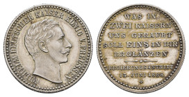 Preußen, Silbermedaille (Dm. 28,0mm, 9,11g), 1888, unsigniert, auf den Regierungsantritt Wilhelm II. Av: Kopf nach rechts. Rev: 7 Zeilen Schrift. Beri...
