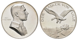 Nürnberg, Silbermedaille (ca. 14,42g, 33,3mm), o.J., von Lauer, auf Max Immelmann den "Adler von Lille". Av.: Brustbild nach rechts. Rev.: Adler. Schr...