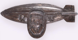 Kupferplakette in Luftschiffform (69,77 g, 48,0 x 21,8 x 6,4 mm), o. J. (ca. 1928-1940). 2/3-Büste und Namen des Grafen Zeppelin im Oval vor Luftschif...