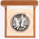 SPORT, Sammlung von Silbermünzen der 1980er Jahre. Neben Yuan und Lewa auch polnische Proben sowie 50 Yuan zu 5 oz.
