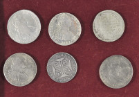 SÜDAMERIKA, Sammlung von Münzen des 18. bis 20. Jahrhundert, in der Hauptsache Brasilien, Kolumbien und Peru, u.a. diverse Sol und Reis Stücke, sowie ...