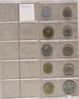 EUROPA, 19. und 20. Jh., Sammlung von von Umlauf- und Gedenkmünzen, vereinzelt auch Silbermünzen. Dabei u.a. Serbien, Albanien, Lettland, Litauen, Lic...
