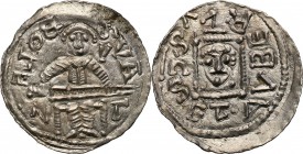 Boleslaw IV Kedzierzawy (1146-1173). Denar 1146-1157 
Aw: Książę z mieczem na kolanach siedzący na tronie na wprostRw: Głowa w prostokątnej ramceWyse...