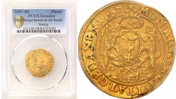 John II Casimir. Ducat (Dukaten) 1657, Gdansk / Danzig (R5) PCGS AU 
Aw.: Popiersie króla w koronie i zbroi okrytej płaszczem, z Orderem Złotego Runa...