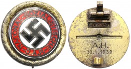 Germany, Third Reich. Gold Badge NSDAP (A.H. -  Adolf Hitler) - RARE
W każdą rocznicę przejęcia władzy przez NSDAP (30.01.1939) Adolf Hitler osobiści...