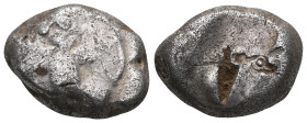 GREEK COINS ACHAEMENID EMPIRE.Time of Darios I to Xerxes II.(485-420 BC).Sardes.Siglos. Obv : Persian king in kneeling-running stance right, holding s...