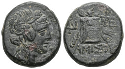 PONTOS. Amisos. Ae (85-65 BC). Mithridatic war issue. Obv: Head of Dionysos right, wearing ivy wreath. Rev: AMIΣOY. Thrysos leaning against cista myst...