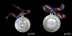 Francia. Medalla souvenir: Exposicion Universal de Paris - Pabellon de Chile. 1889. Incluye cinta.