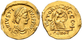 Justin I, 518-527. Semissis (Gold, 18 mm, 2.00 g, 6 h), Constantinopolis. D N IVSTINVS P P AVG Pearl-diademed, draped, and cuirassed bust of Justin to...