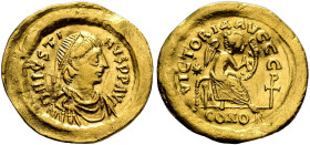 Justin I, 518-527. Semissis (Gold, 19 mm, 2.14 g, 6 h), Constantinopolis. D N IVSTINVS P P AVG Pearl-diademed, draped, and cuirassed bust of Justin to...