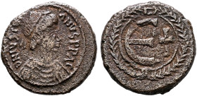 Justinian I, 527-565. Pentanummium (Bronze, 14 mm, 2.27 g, 2 h), Carthage. D N IVST[INI]-ANVS PP AC Diademed, draped and cuirassed bust of Justinian I...