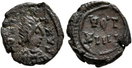 Justinian I, 527-565. Nummus (Bronze, 11 mm, 0.91 g, 8 h), Carthage, RY 14 = 540/1. [...]V[...]ANVS Diademed, draped, and cuirassed bust of Justinian ...