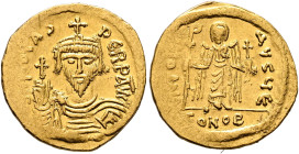 Phocas, 602-610. Solidus (Gold, 21 mm, 4.32 g, 6 h), Constantinopolis, 603-607. O N FOCAS PЄRP AVI Draped and cuirassed bust of Phocas facing, wearing...