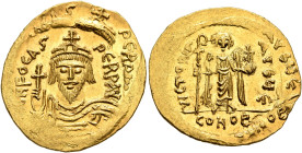 Phocas, 602-610. Solidus (Gold, 23 mm, 4.50 g, 8 h), Constantinopolis, 603-607. O N FOCAS PЄRP AVI Draped and cuirassed bust of Phocas facing, wearing...