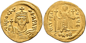 Phocas, 602-610. Solidus (Gold, 21 mm, 4.33 g, 6 h), Constantinopolis, 607-610. δ N FOCAS PЄRP AVI Draped and cuirassed bust of Phocas facing, wearing...