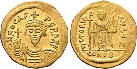 Phocas, 602-610. Solidus (Gold, 21 mm, 4.41 g, 6 h), Constantinopolis, 607-610. δ N FOCAS PЄRP AVI Draped and cuirassed bust of Phocas facing, wearing...