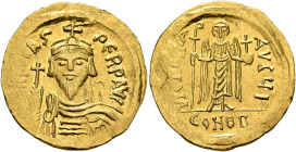 Phocas, 602-610. Solidus (Gold, 21 mm, 4.29 g, 6 h), Constantinopolis, 607-610. [δ] N FOCAS PERP AVI Draped and cuirassed bust of Phocas facing, weari...