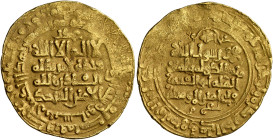 Persia (Pre-Seljuq). Ghaznavids. Yamin al-Dawla Abu'l-Qasim Mahmud, AH 388-421 / AD 998-1030. Dinar (Gold, 26 mm, 5.11 g, 11 h), Nishapur, AH 392 = AD...