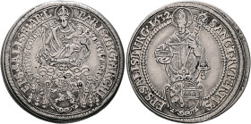AUSTRIA. Salzburg, Erzbistum. Paris von Lodron, 1619-1653. Taler 1632 (Silver, 42 mm, 28.36 g, 12 h). PARIS:D:G:ARCHIEPS:SAL:SE:AP:L // : SVB•TVVM•PRA...