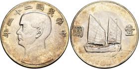 CHINA, ZHŌNGHUÁ MÍNGUÓ (REPUBLIC OF CHINA). 1912-1949. Yuán – Dollar Year 22 = 1933 (Silver, 39 mm, 26.63 g, 12 h). 年二十二國民華中 Bust of Sun Yat-sen to le...