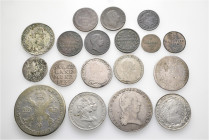 A lot containing 18 silver, billon and bronze coins. Mainly: Austria. Fair to extremely fine. LOT SOLD AS IS, NO RETURNS. 18 coins in lot.


From t...