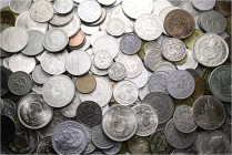 A lot containing 204 silver, bronze and copper nickel coins. All: World. Very fine to FDC. Total weight: 1132 g. LOT SOLD AS IS, NO RETURNS. 204 coins...