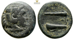Kings of Macedon, temp. Alexander III – Kassander. Circa 325-310 BC. AE (6.75g, 19.6mm). Uncertain mint in Macedon. Head of Herakles right, wearing li...