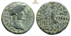 Phrygia, Prymnessos. Augustus 27 BC-AD 14. AE (4.72g, 19mm) ΙΟΥΚΟΥΝΔΑ ΙΕΡΗΑ (Ioukounda, priestess) [ΣΕΒΑΣΤΟΣ], laureate head of Augustus right, to rig...