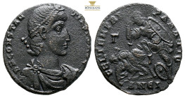 Constantius Gallus, Caesar, AE Follis. Antioch. AD 351-354. (4.70g, 22.5mm 2nd officina. DN CONSTANTI-VS NOB CAES Draped and cuirassed bust of Constan...