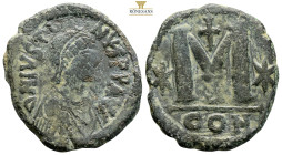 Justinian I. AE 40 Nummi. Constantinople, AD 527-538. (16.40g, 32.4mm) D N IVSTINIANVS P P A[VG], diademed, draped and cuirassed bust to right / Large...